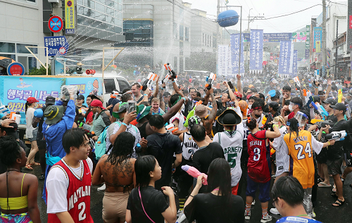 “온 세상을 물로 적셔라” 장흥물축제 7월 29일 개막