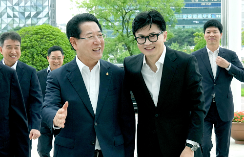 김영록 전남지사, 한동훈 법무부장관에게 '지방소멸 대응' 위해 '지방 중심 외국인·이민제' 건의
