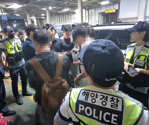 목포해경, 제주 무사증 입국해 목포로 무단이탈 시도하던 외국인 일당 검거