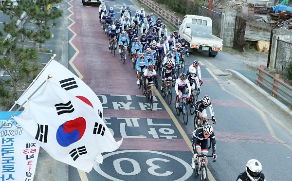3.1절 여자사이클1.JPG