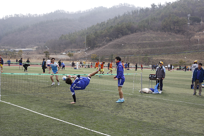 진도군, 제12회 진도군수배 우수클럽 초청 족구대회 성료.png