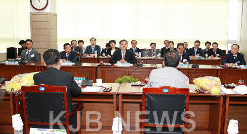 국회의원당선자 간담회2.png