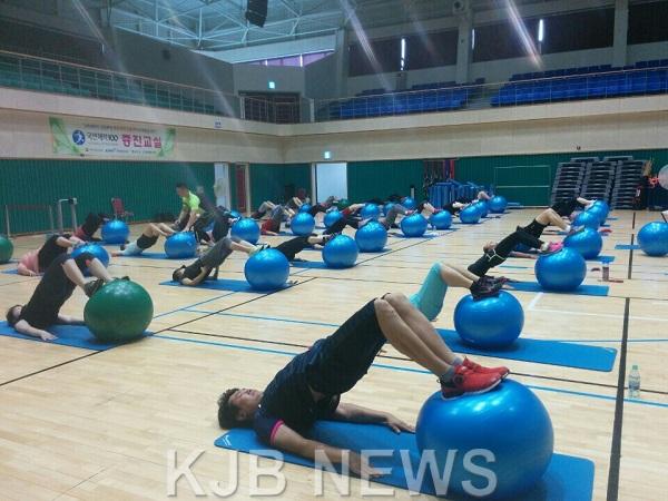 체력왕 선발대회.jpg