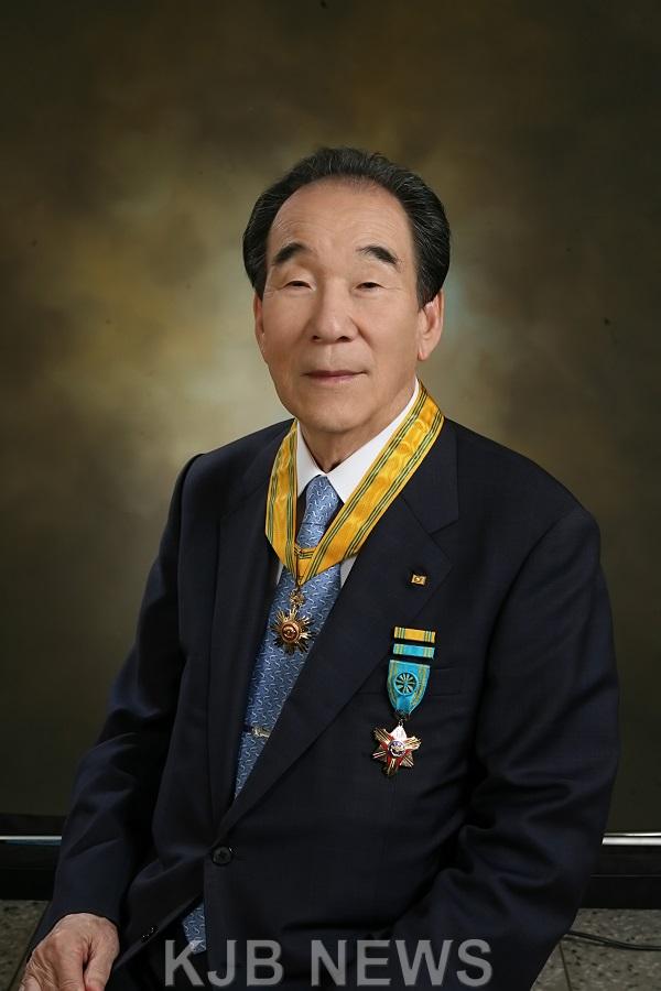 권이담 전 목포시장.jpg