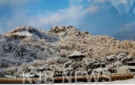 고석원-유달산 설경.jpg