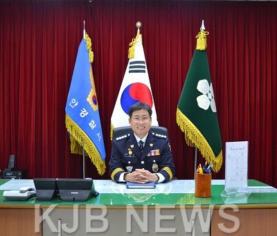 무안경찰서장.이을신1.JPG