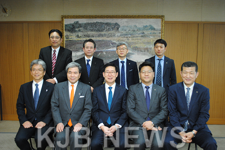 구마모토현청을_방문_사진_7.png