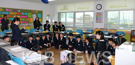 일본 나루토 교육대학교 광주교대부설초 방문 (4).png