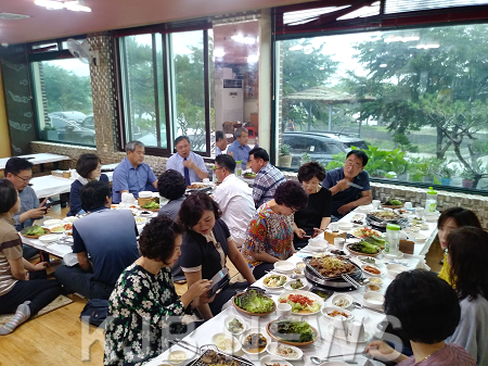문화체육과_문화팀_곡성군, 석곡흑돼지 특화메뉴 시식평가회 개최.png
