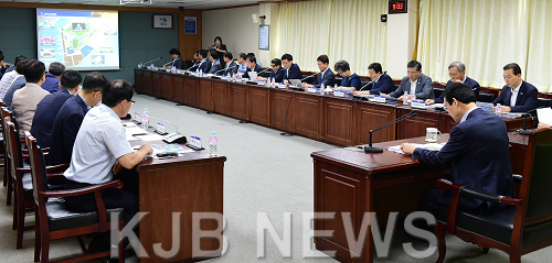 1-1. 섬의 날 기념 썸 페스티벌 준비에 총력 (보고회 장면).png
