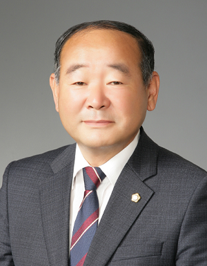 완도군의회 박인철 의원.png