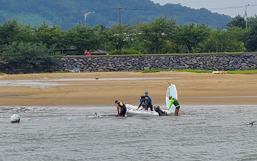 200903-여수해경, 태풍속 윈드서핑한 레저활동자 적발.png