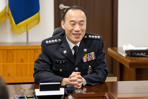 송민웅 여수해양경찰 서장.png